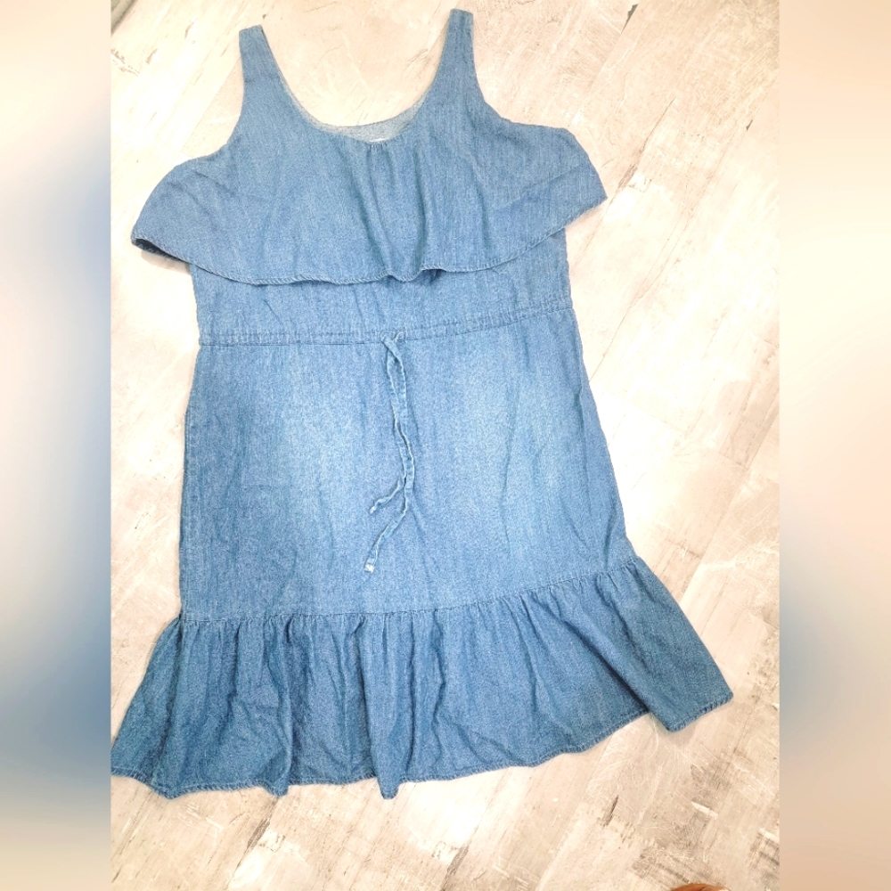 Sleevless Dress size M